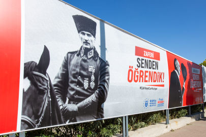 Bursa'yı Cumhuriyet coşkusu sardı